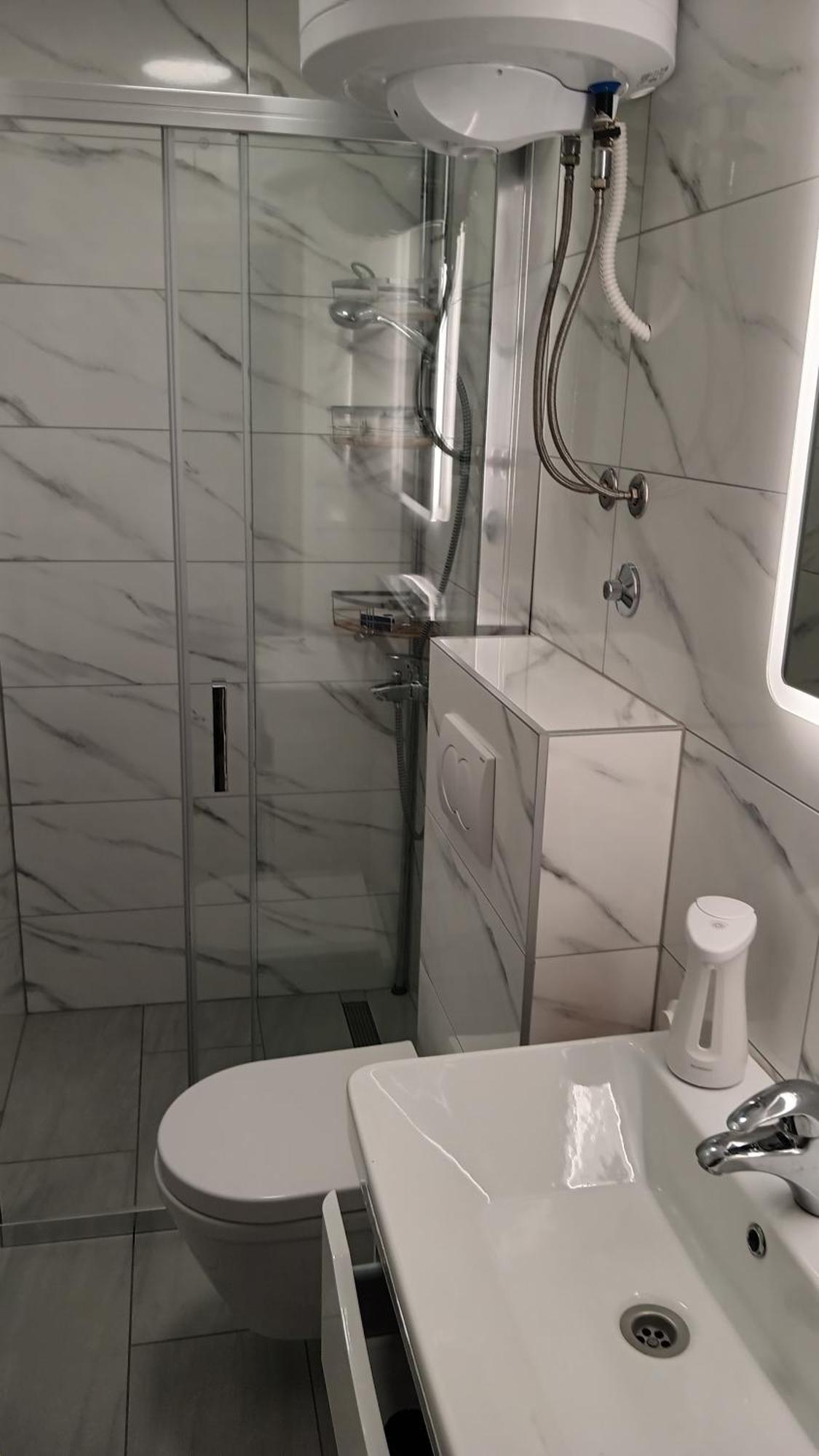 Artneo Apartmani 诺瓦利娅 外观 照片